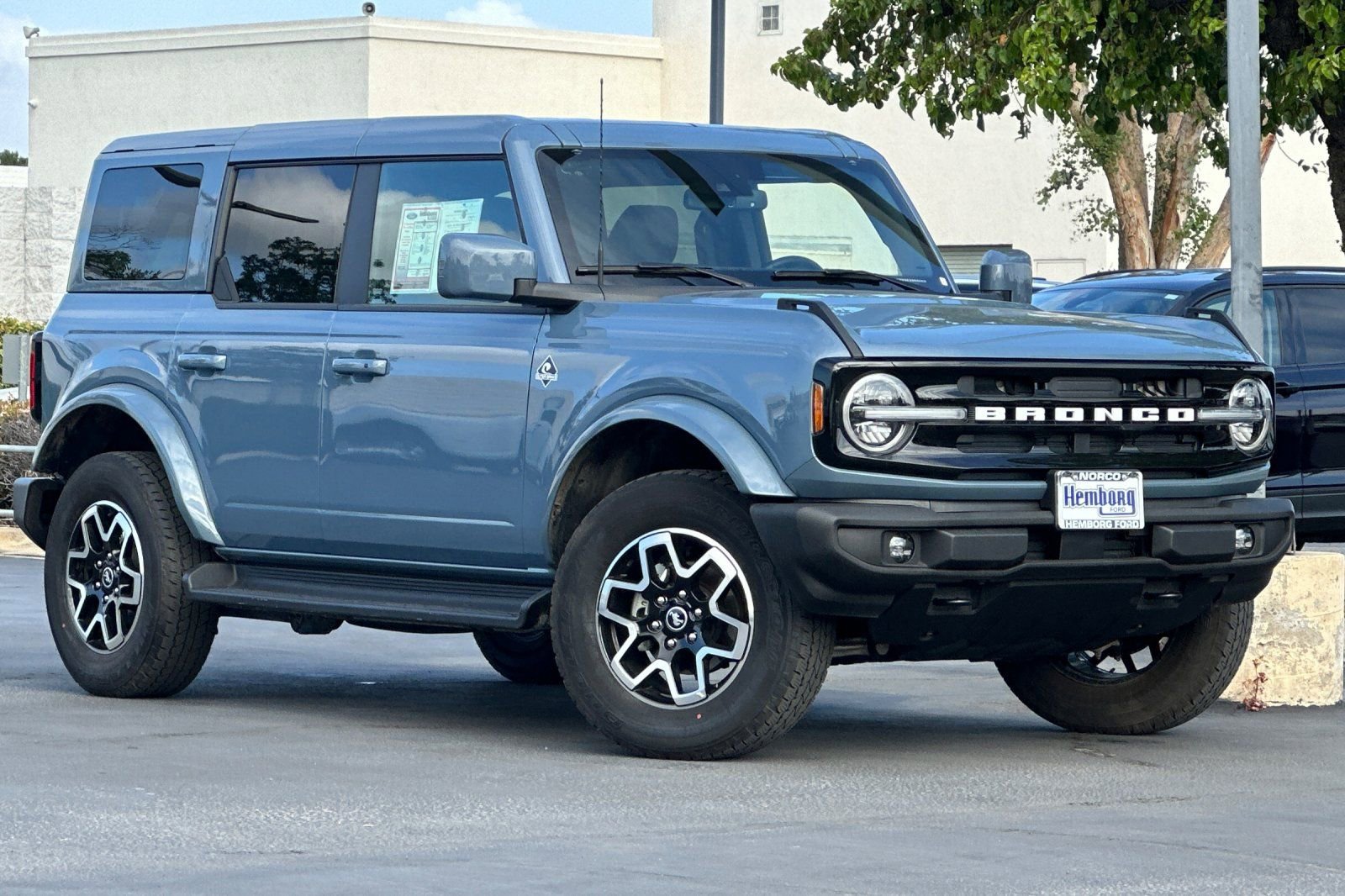 Used 2025 Ford Bronco Outer Banks video 2