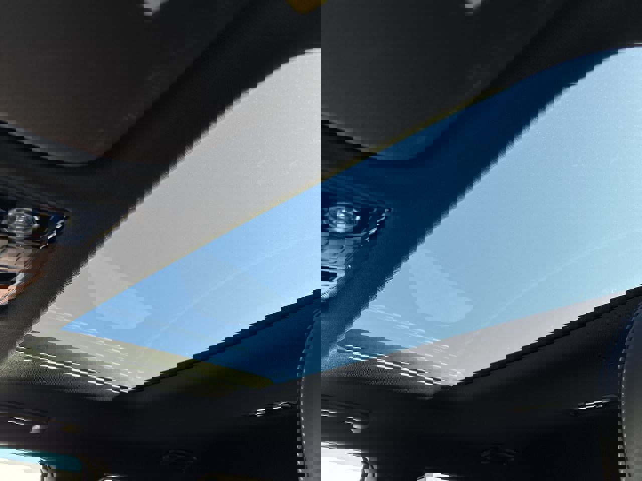 Used 2023 Kia EV6 GT-Line w/ GT-Line Suede Seat Package image 21