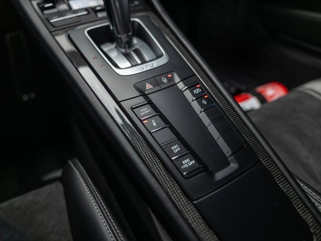 Certified 2018 Porsche 911 GT3 image 31
