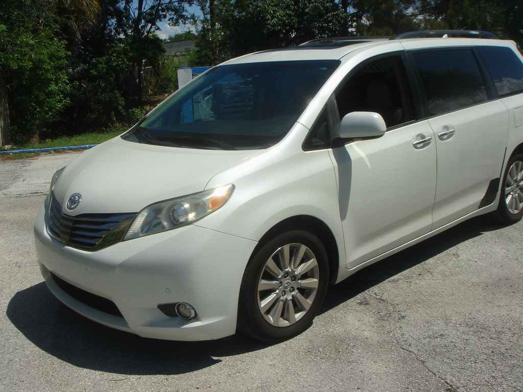 Used 2011 Toyota Sienna XLE