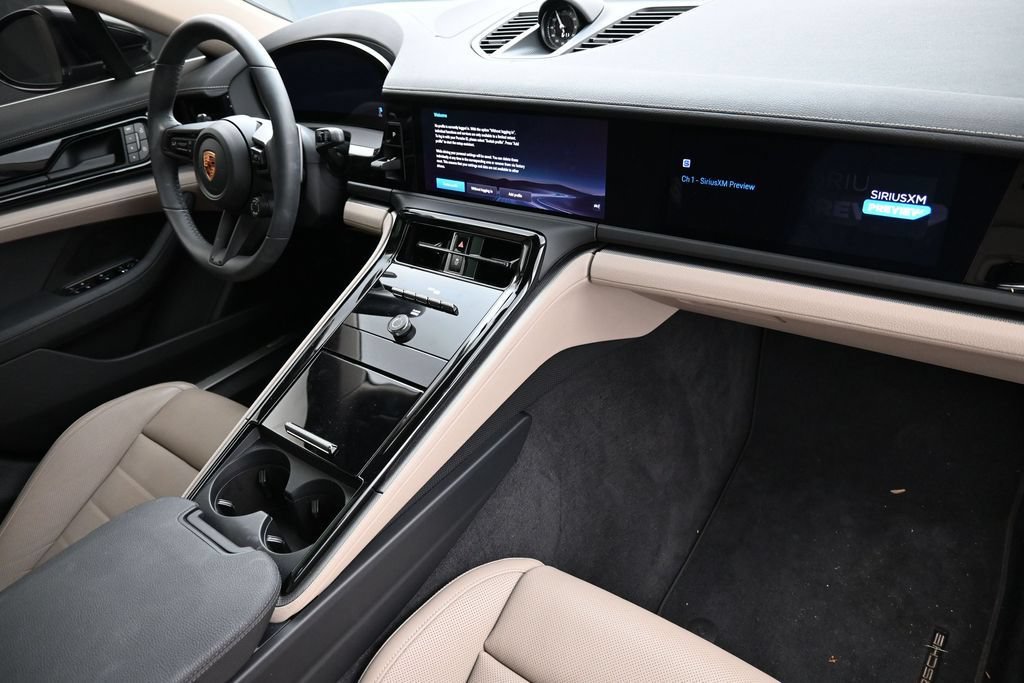 Certified 2026 Porsche Panamera 4 AWD/4WD image 30