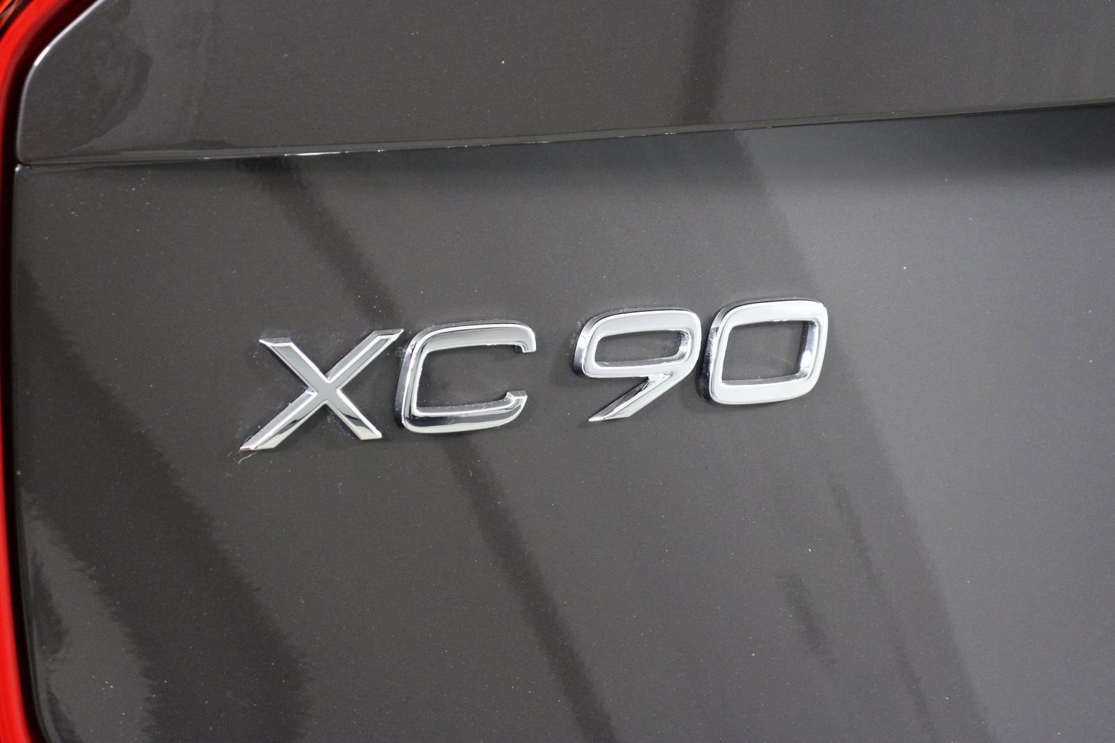 Certified 2024 Volvo XC90 T8 Plus w/ Protection Package Premier image 19