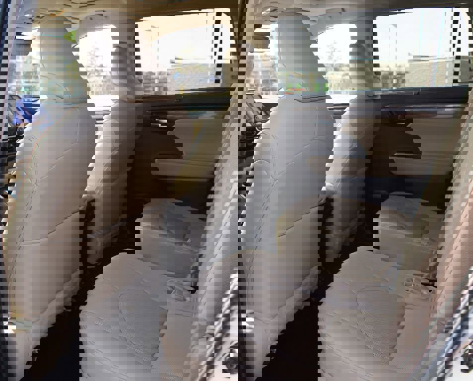 Used 2025 Toyota Highlander Limited image 15