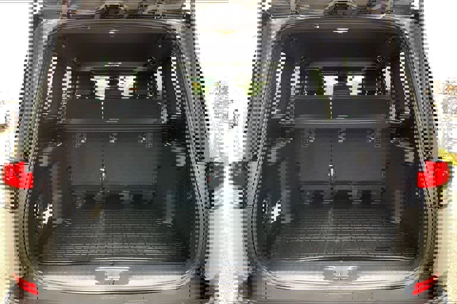 Used 2025 Lexus GX 550 image 33