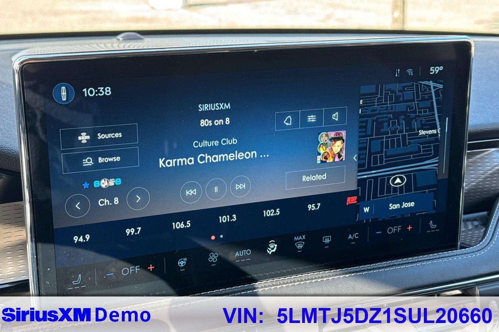 Used 2025 Lincoln Corsair Grand Touring w/ Equipment Group 301A image 28