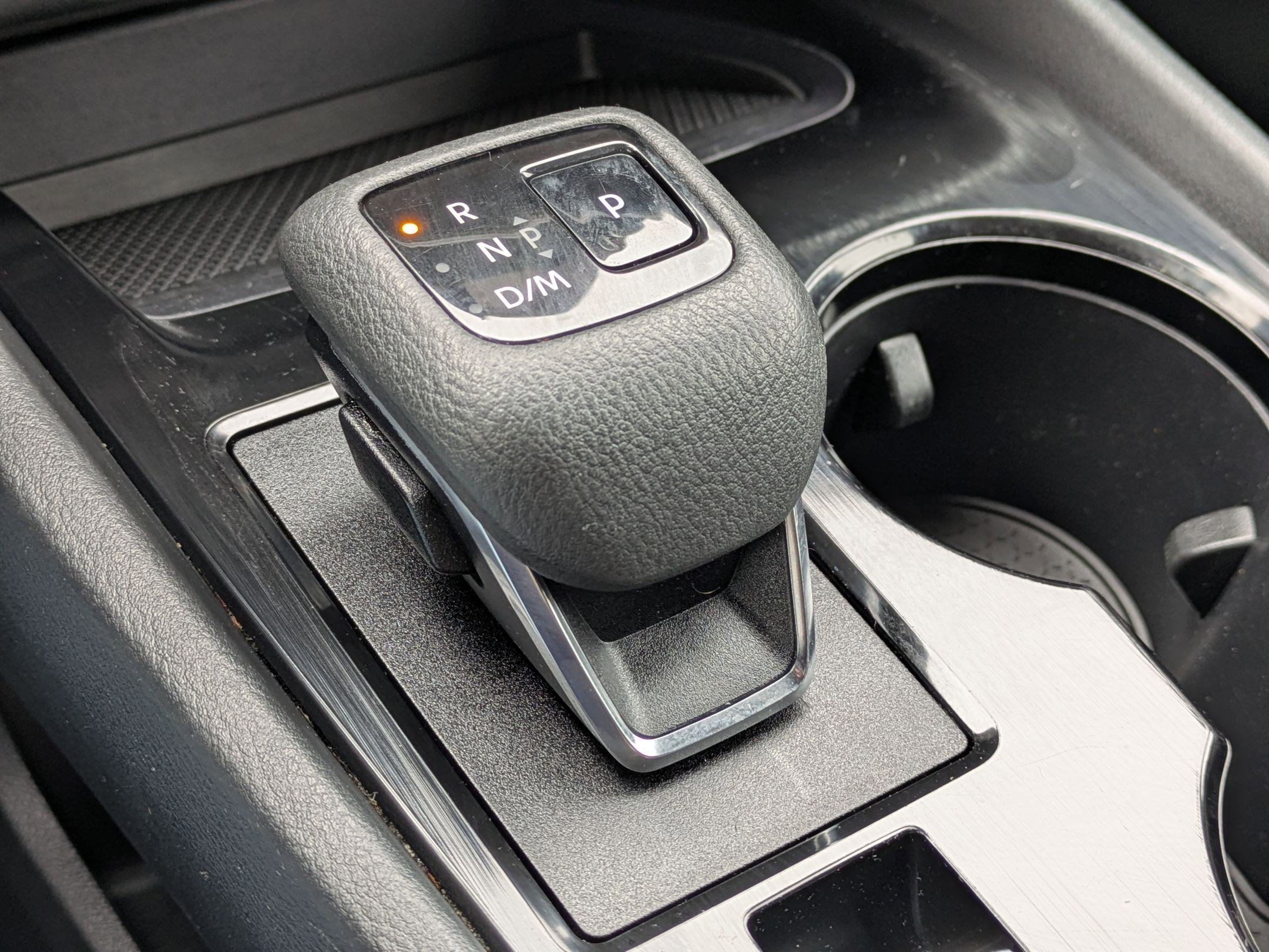 Certified 2024 Nissan Rogue SV image 22