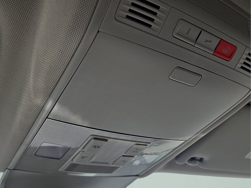 New 2026 Volkswagen Taos SE FWD image 19