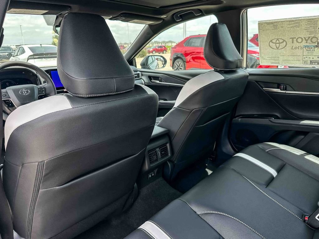 Used 2026 Toyota Camry LE FWD image 14