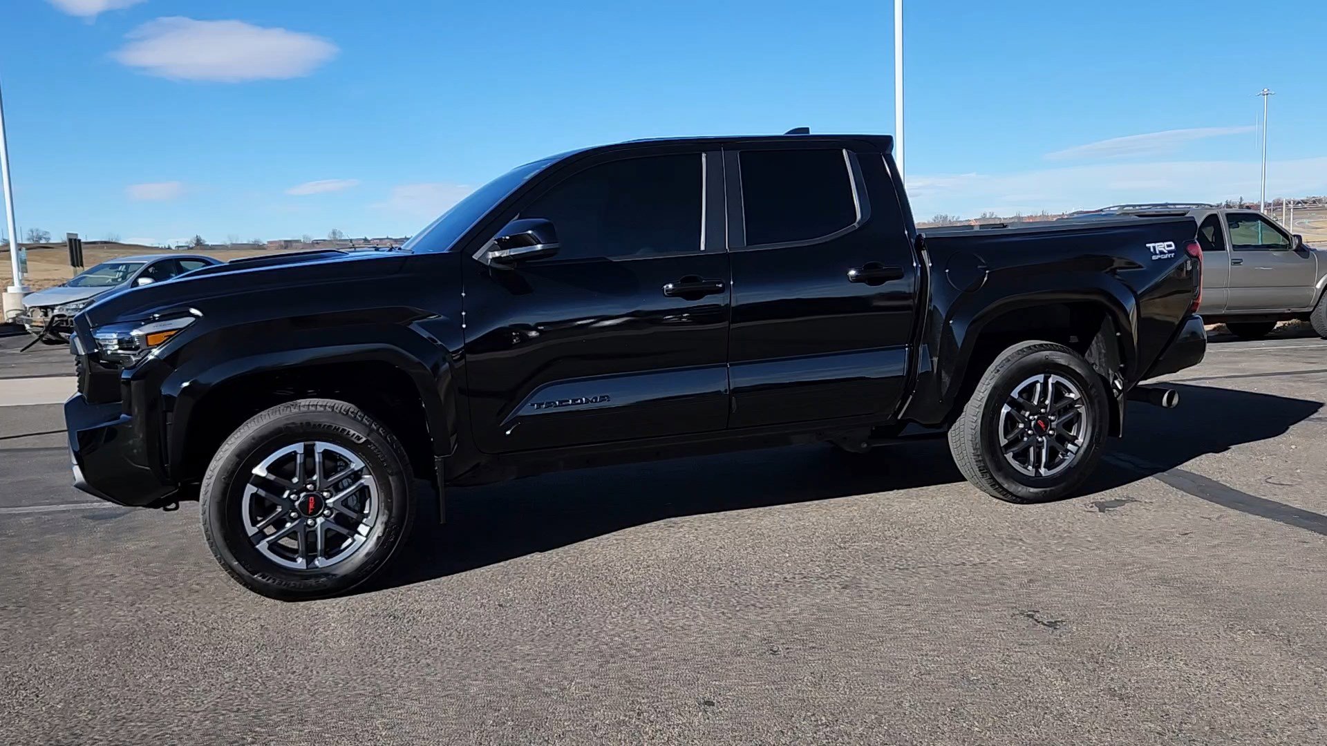 Used 2024 Toyota Tacoma TRD Sport image 2