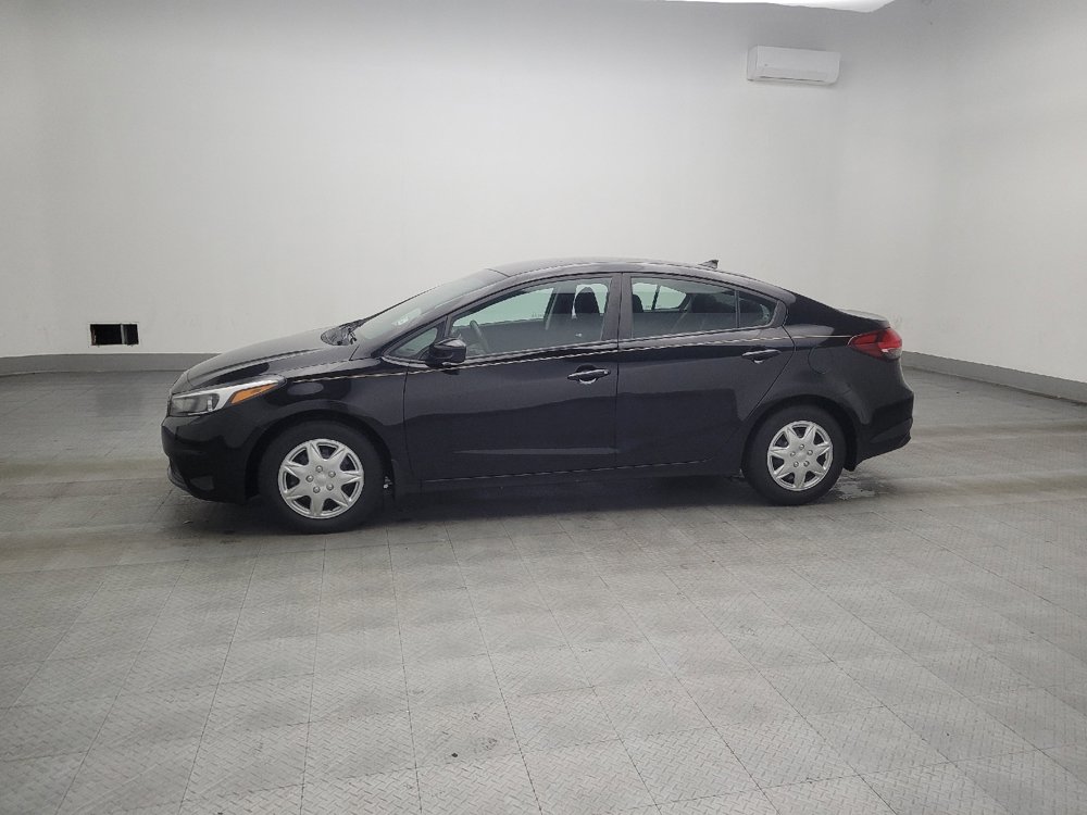 Used 2017 Kia Forte LX image 2