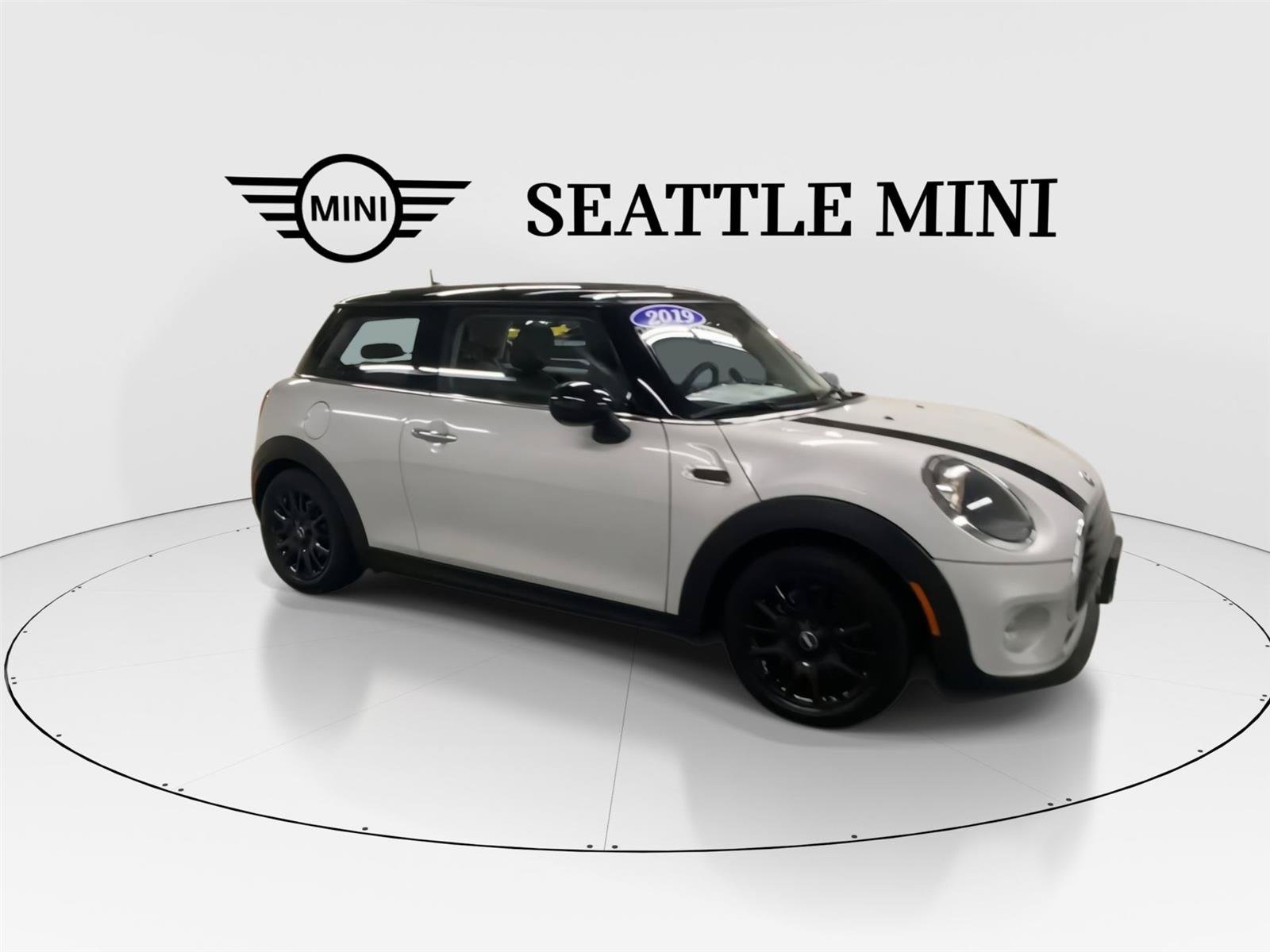 Used 2019 MINI Cooper 2-Door Hardtop FWD image 12