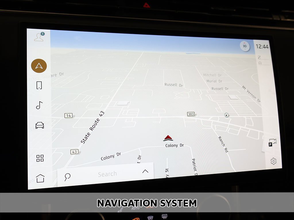 Used 2023 Land Rover Range Rover Long Wheelbase SE image 3