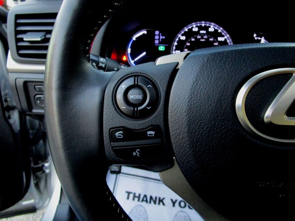 Used 2014 Lexus CT 200h FWD image 20