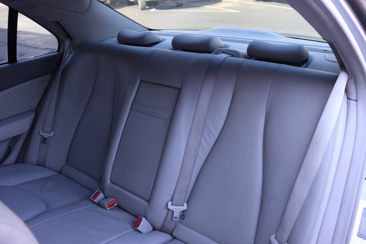 Used 2003 Mercedes-Benz S 500 4MATIC image 31
