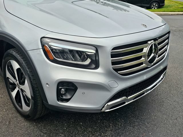 New 2026 Mercedes-Benz GLB 250 4MATIC image 4