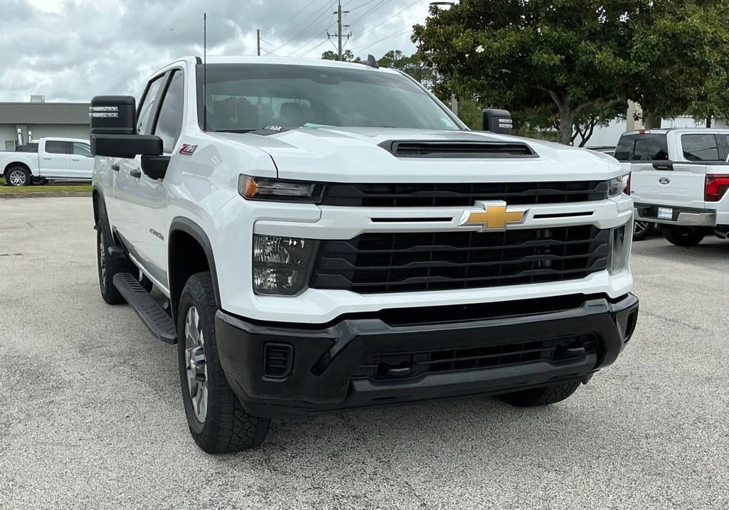 Used 2024 Chevrolet Silverado 2500 Custom w/ Custom Convenience Package AWD/4WD image 17