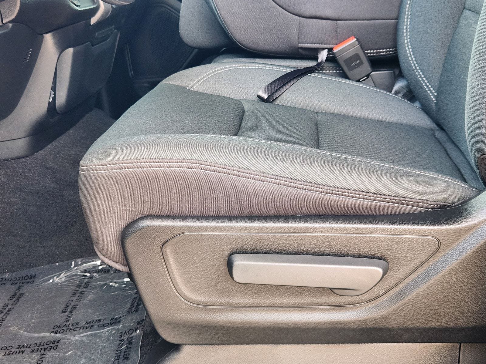 Used 2026 RAM 1500 Express RWD image 34
