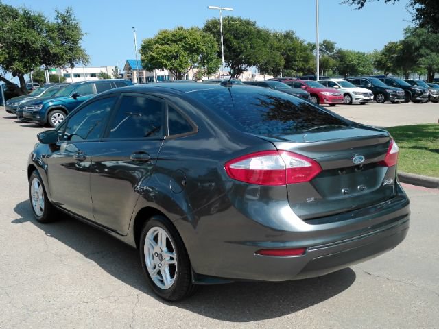 Used 2019 Ford Fiesta SE FWD image 9