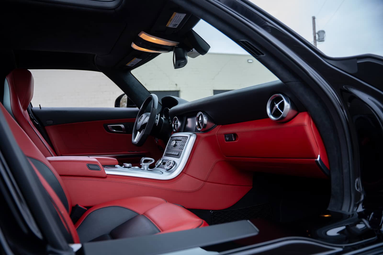 Used 2012 Mercedes-Benz SLS AMG Coupe image 16