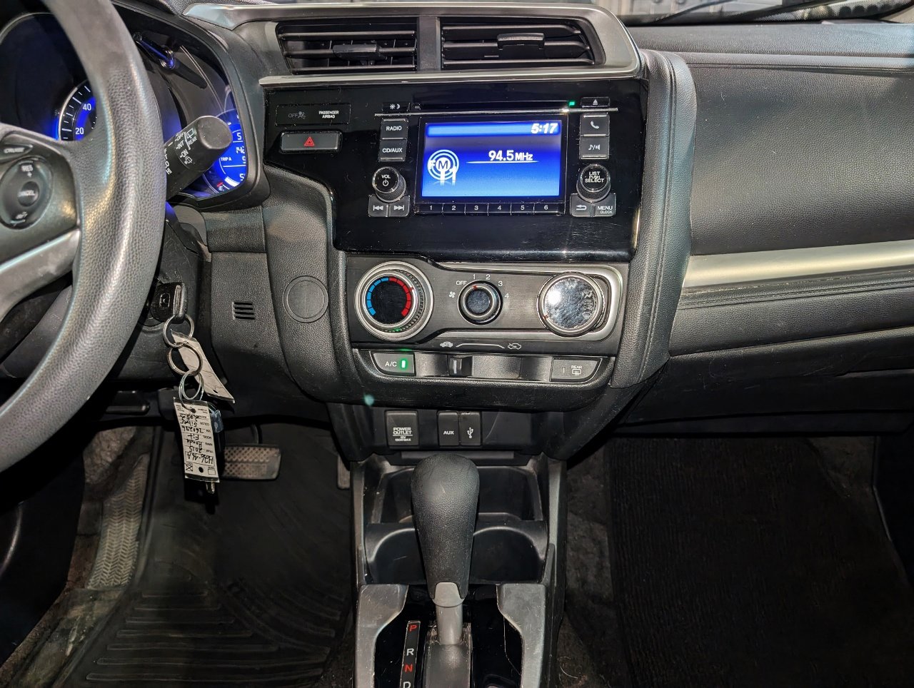 Used 2015 Honda Fit LX image 32