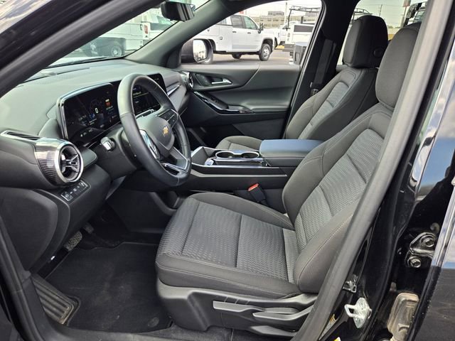 Used 2025 Chevrolet Equinox LT w/ Safety and Technology Package image 10