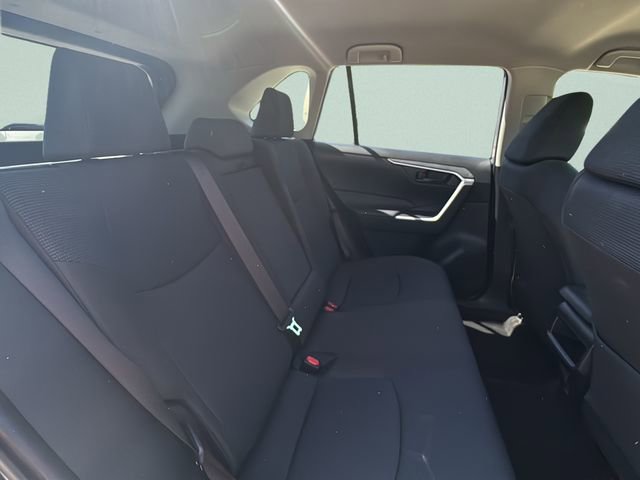 Used 2019 Toyota RAV4 LE w/ Carpet Mat Package FWD image 13