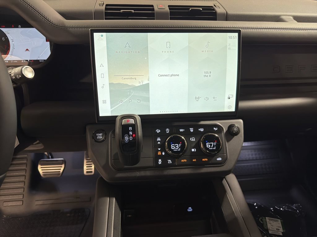 New 2026 Land Rover Defender 110 OCTA AWD/4WD image 16