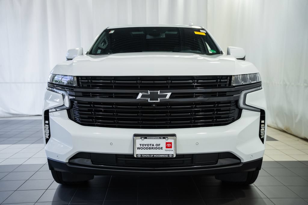 Used 2024 Chevrolet Tahoe RST w/ Luxury Package AWD/4WD image 2