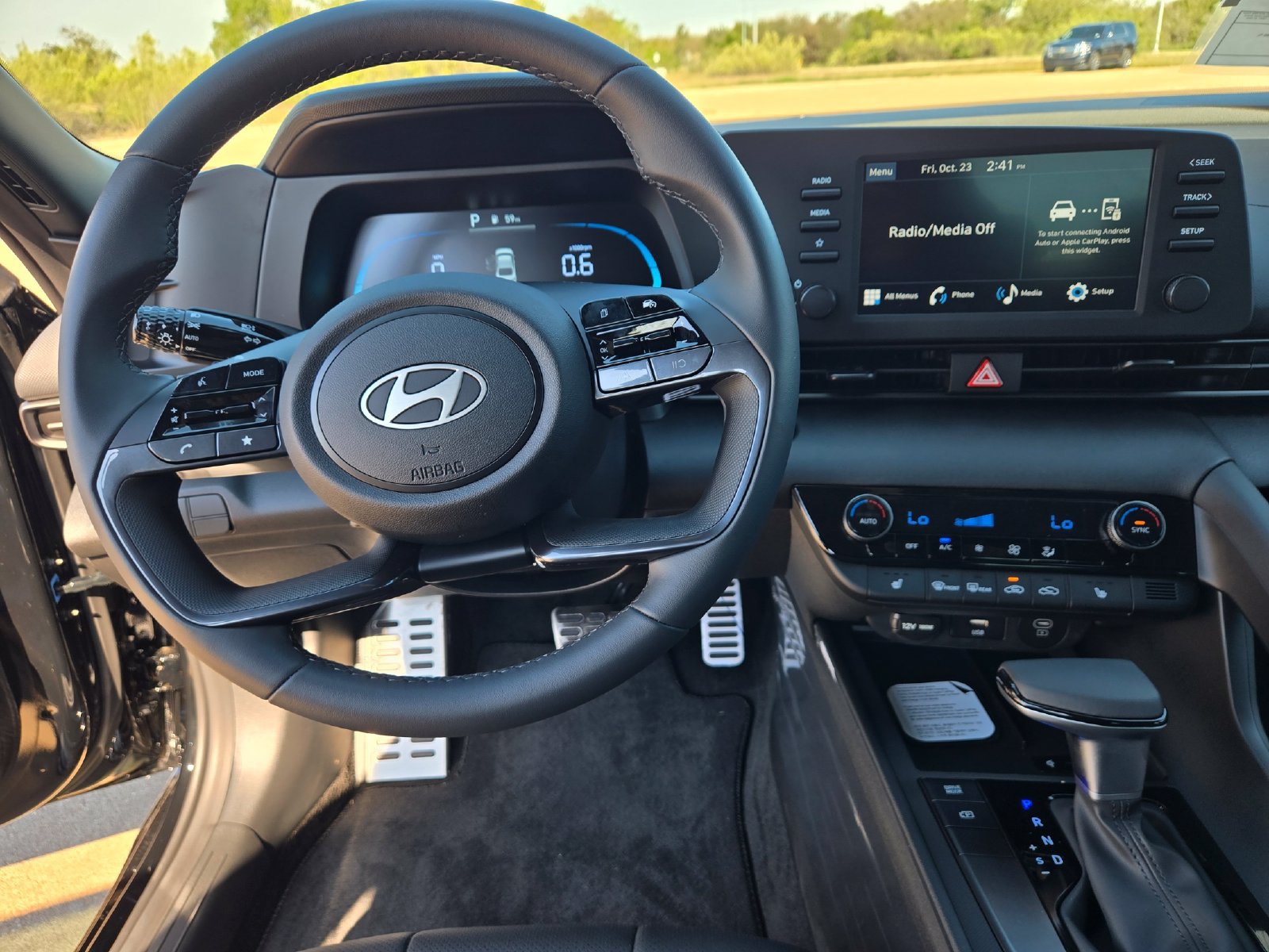 New 2026 Hyundai Elantra SEL Sport FWD image 10