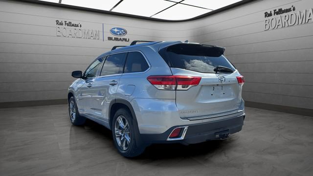 Used 2019 Toyota Highlander Limited Platinum AWD/4WD image 14