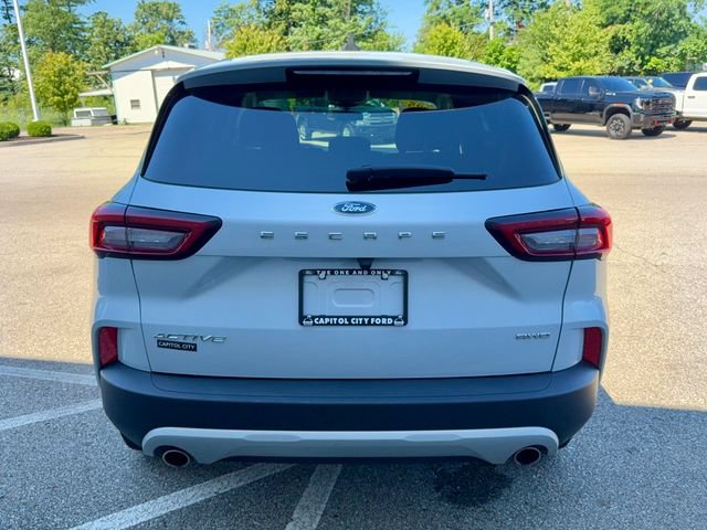 Used 2025 Ford Escape Active AWD/4WD image 5