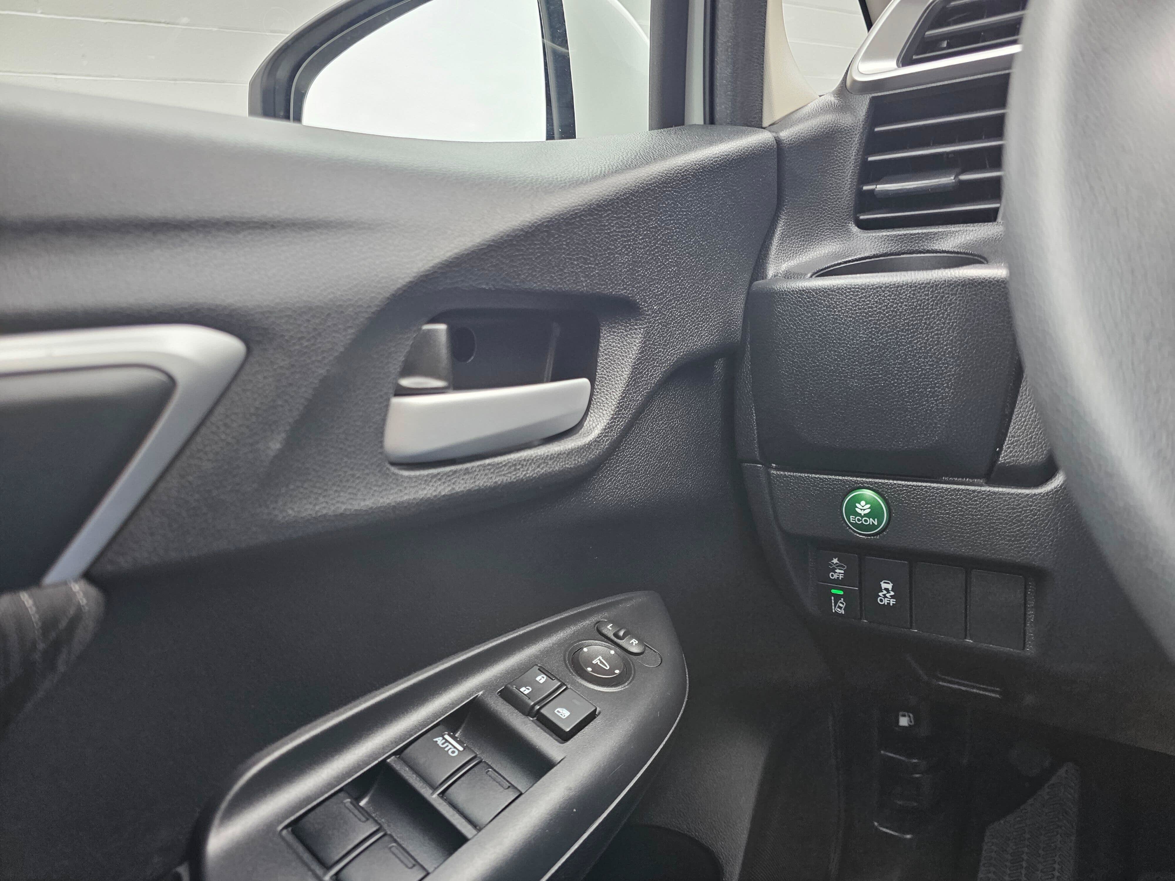 Used 2018 Honda Fit EX image 31