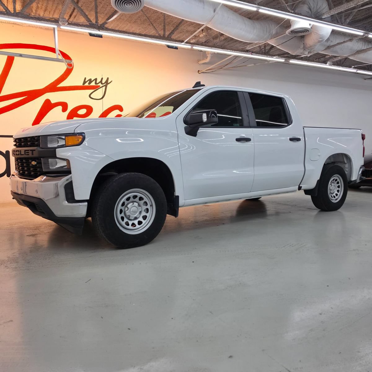 Used 2021 Chevrolet Silverado 1500 W/T w/ WT Value Package AWD/4WD image 3