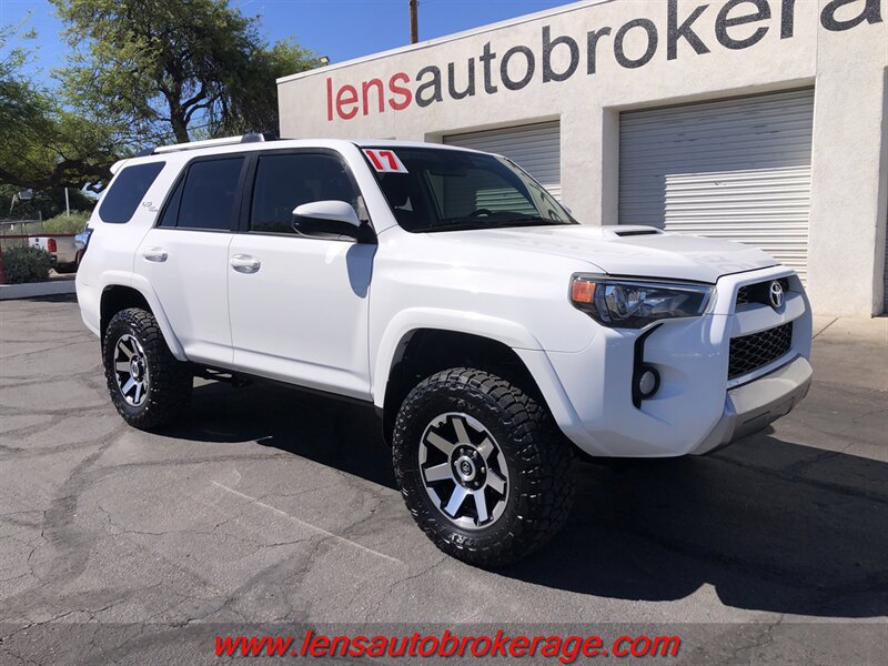 Used 2017 Toyota 4Runner TRD Off-Road AWD/4WD image 2