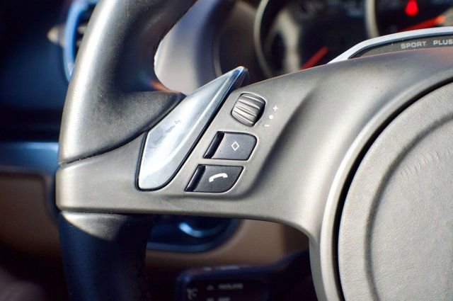 Used 2016 Porsche Cayman RWD image 23