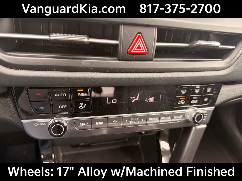 Certified 2025 Kia Seltos EX w/ EX Sunroof Package FWD image 23