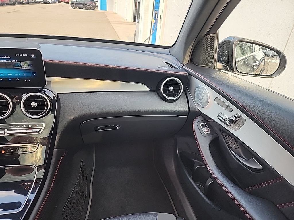 Used 2020 Mercedes-Benz GLC 43 AMG 4MATIC image 21