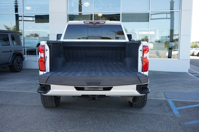 Used 2022 Chevrolet Silverado 2500 High Country w/ LPO, Hitch Package AWD/4WD image 7