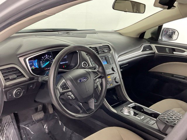Used 2017 Ford Fusion S FWD image 13