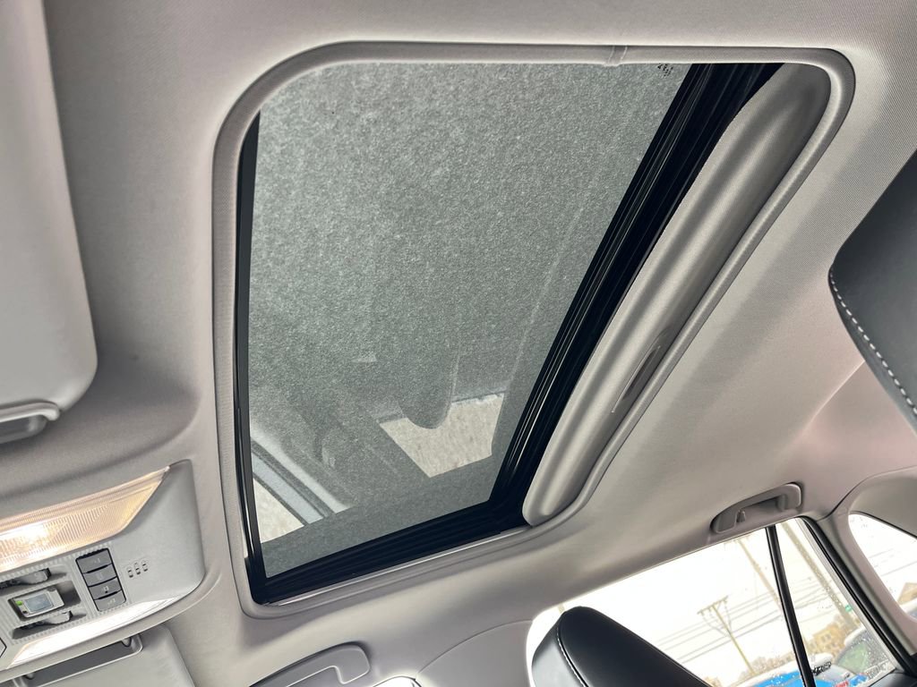 Certified 2022 Toyota RAV4 XLE Premium image 23