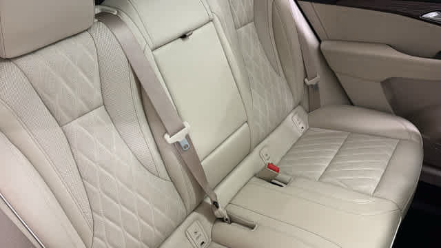 Used 2023 Buick Envision Avenir AWD/4WD image 35