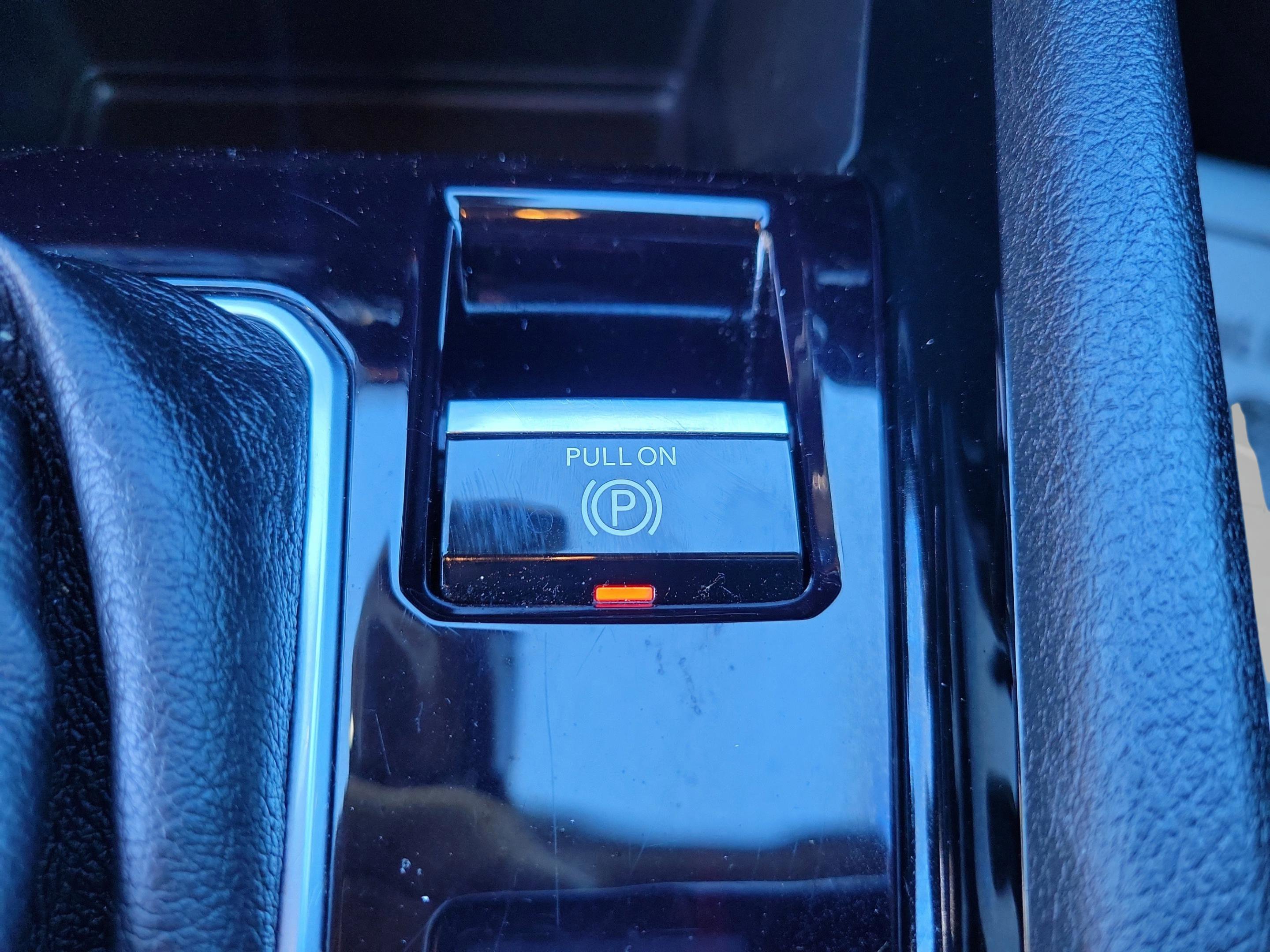 Used 2024 Jeep Compass Limited image 33