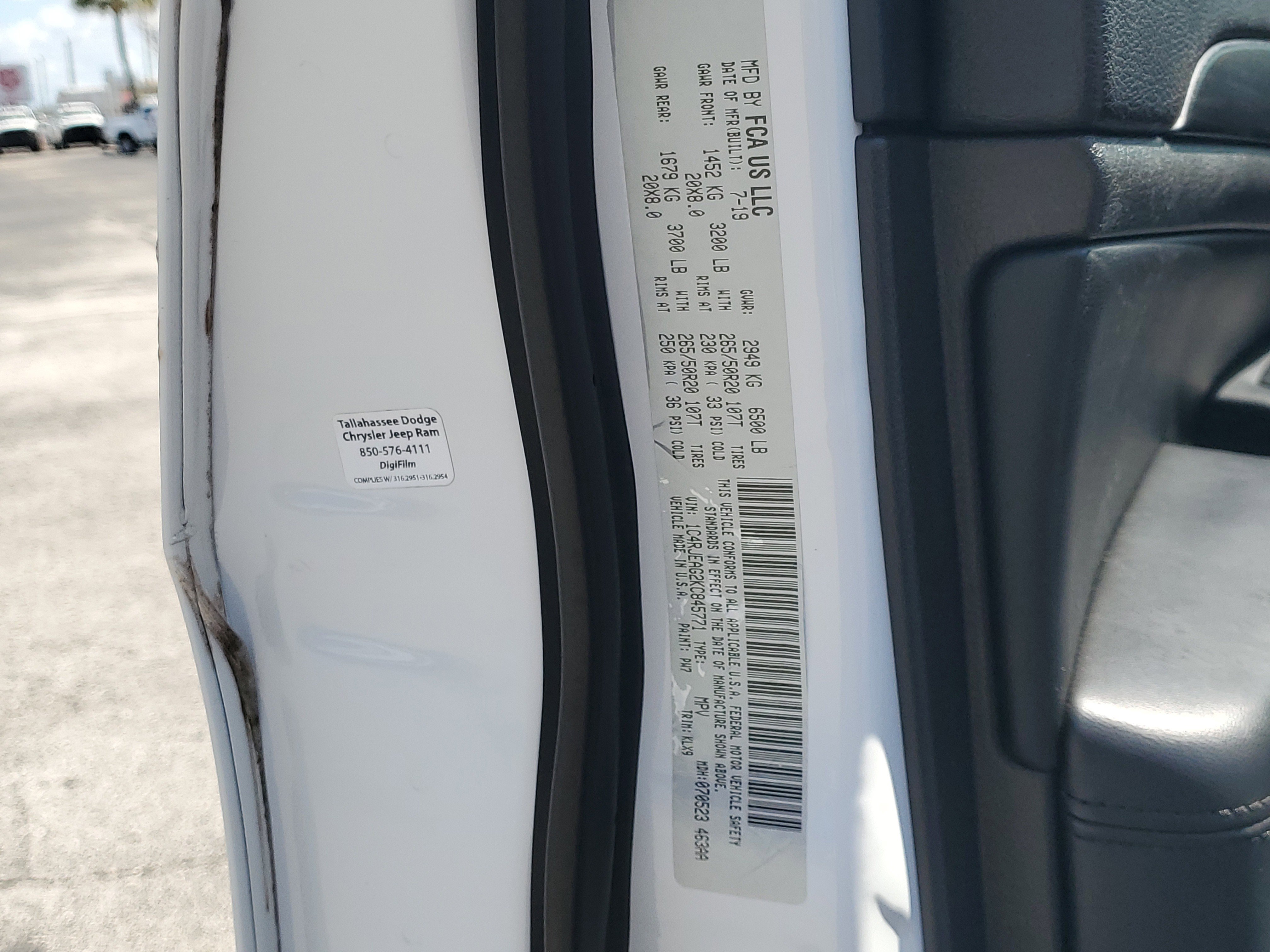 Used 2019 Jeep Grand Cherokee Altitude image 30