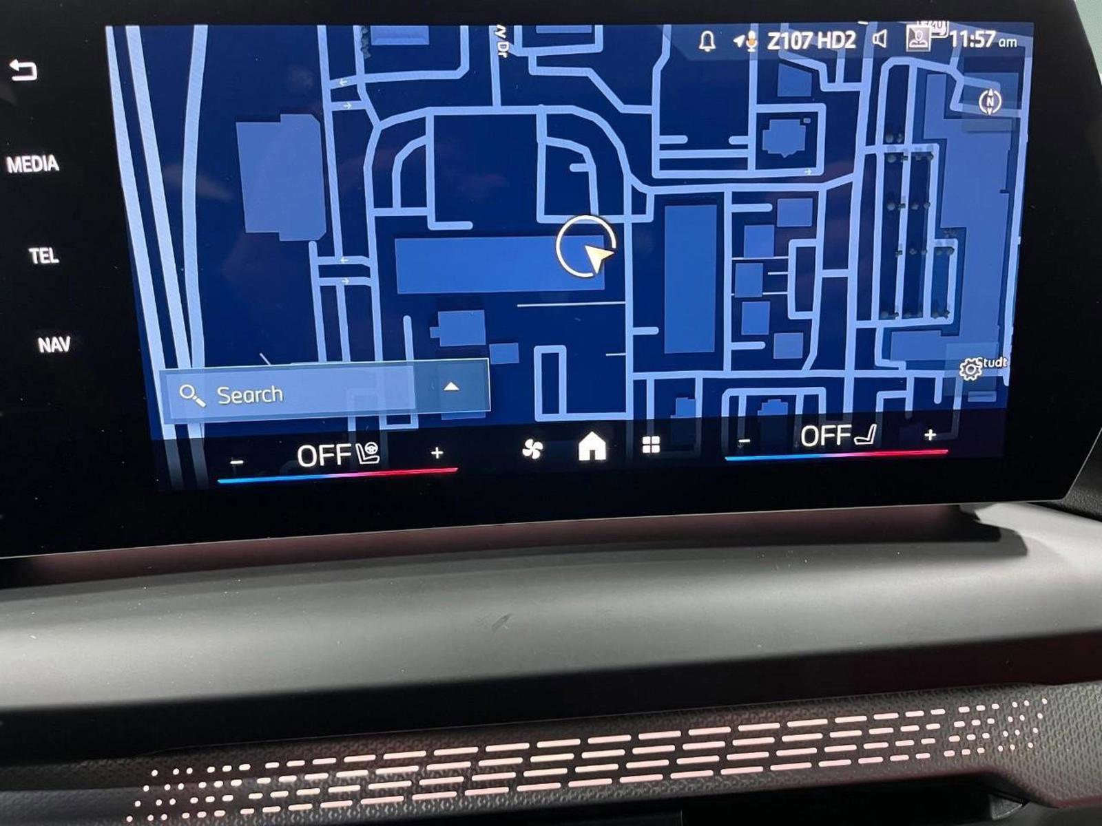 Used 2025 BMW M235i xDrive w/ Premium Package image 21