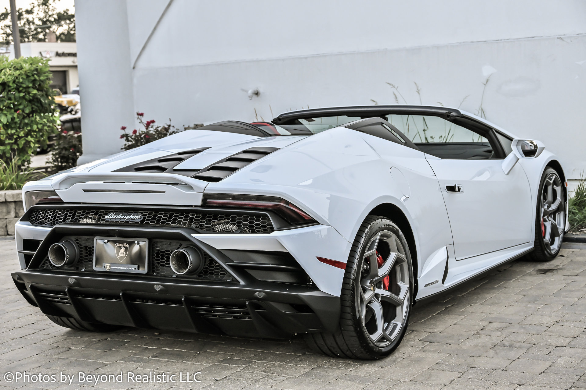 Used 2024 Lamborghini Huracan EVO image 8