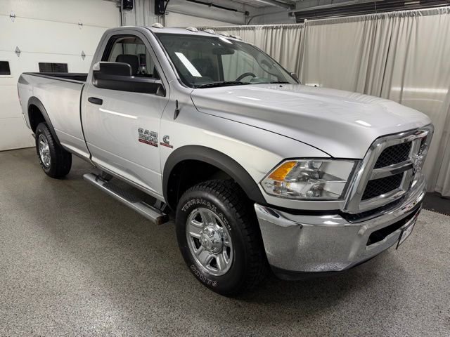 Used 2018 RAM 3500 Tradesman w/ Chrome Appearance Group AWD/4WD image 3