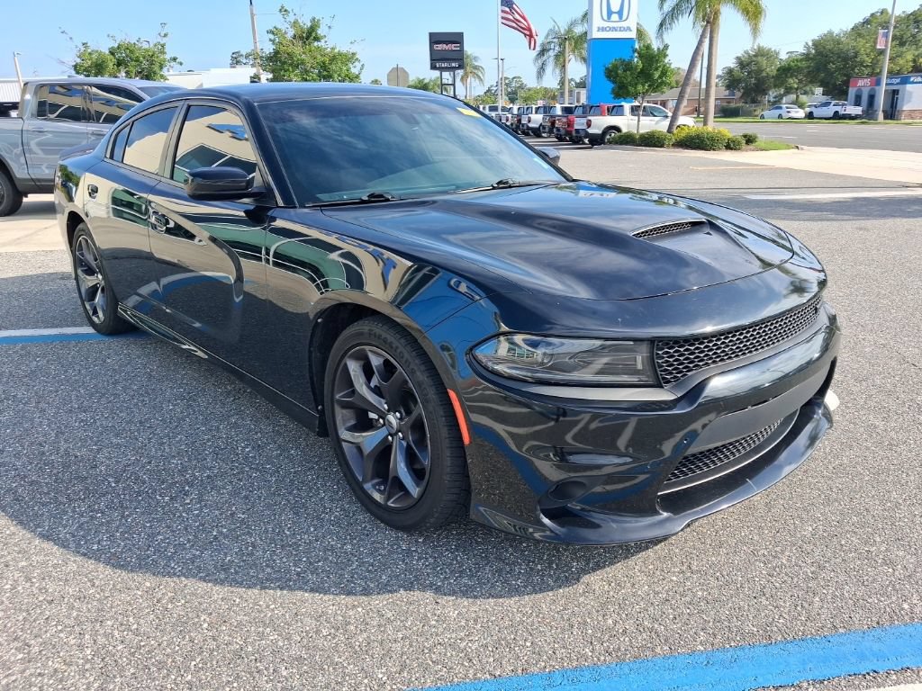 Used 2022 Dodge Charger R/T w/ Blacktop Package RWD image 3