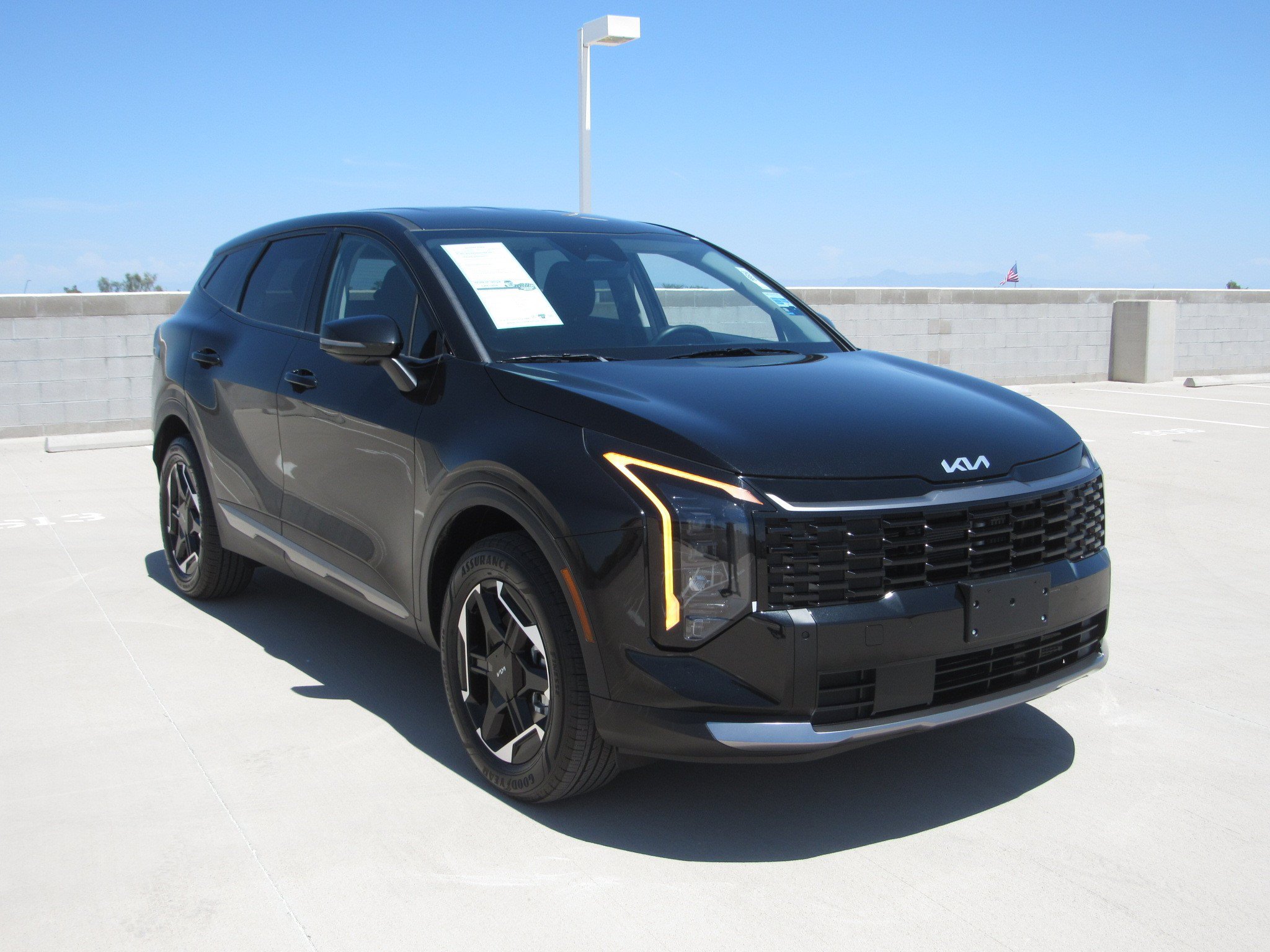 Used 2026 Kia Sportage S AWD/4WD image 2