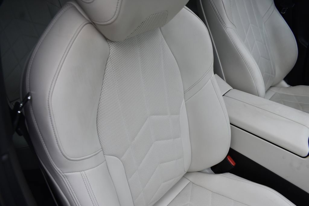 Used 2024 BMW i5 eDrive40i image 24