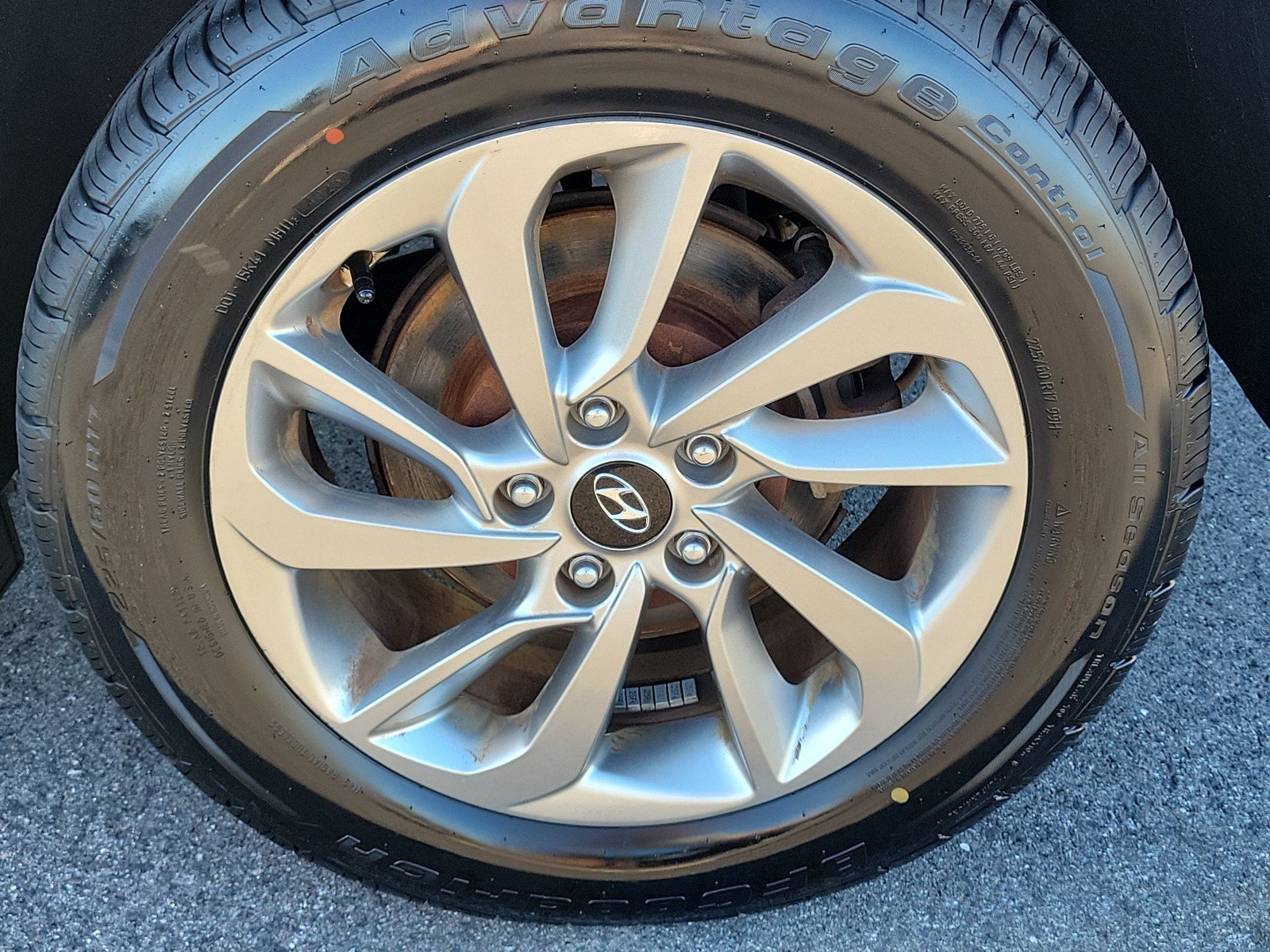 Used 2017 Hyundai Tucson SE Plus AWD/4WD image 12